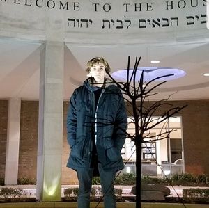 Meet your Posher, Ian